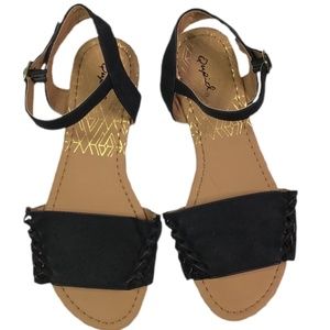 Qupid flat sandals
